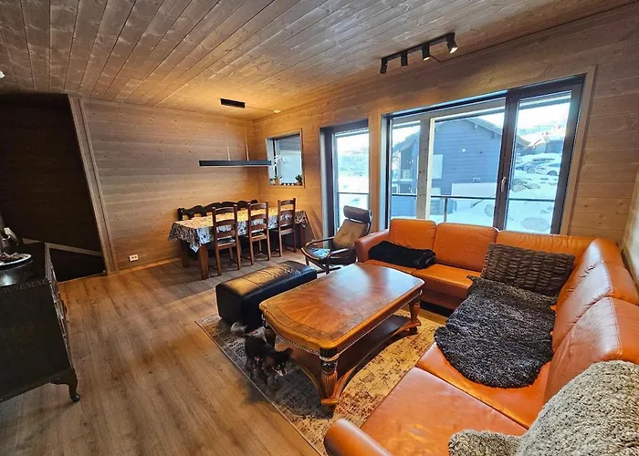 Dom wakacyjny Sirdal Tjorhom, Inc 2 Skilift Passes For The Whole Stay, Walking Distance From Slope *